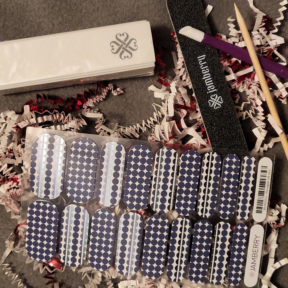 ⚫️Norwegian Life⚫️ 💗StyleBox Exclusive 💗 Jamberry Nail Wraps NWOT
